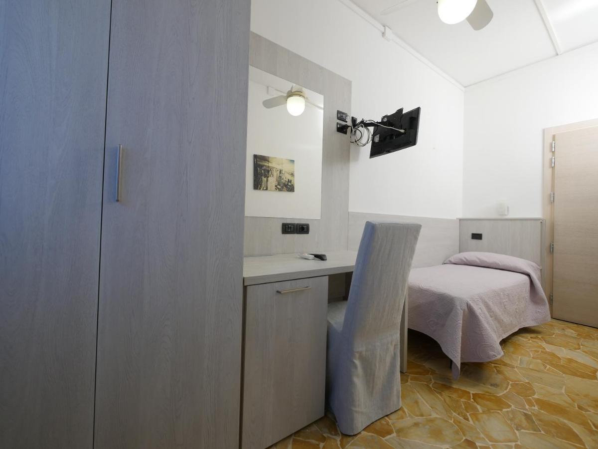 Hotel Careggi Флоренція Екстер'єр фото