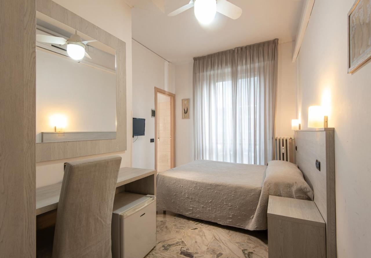 Hotel Careggi Флоренція Екстер'єр фото